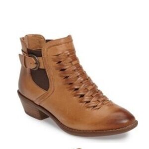 Sofft Women Verlo Woven Ankle Boho Hobo Leather Ankle Boots Heels Shoes Sz 6.5M